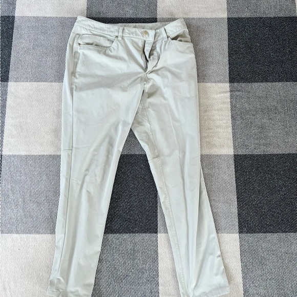 Lot Of 4 Lululemon Men’s Pants Size 34x30 - Picture 6 of 13